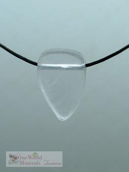 Preview: Freudentränen,  handgeschliffener Bergkristall Schmuckanhänger (Var.1)